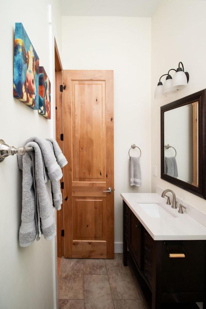 Quiet, gated oasis near downtown Lexington